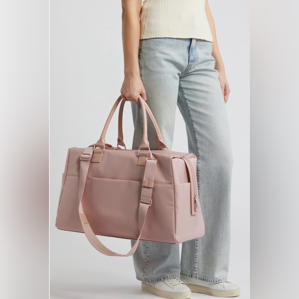 BEIS Commuter Duffle Bag in Atlas Pink Stylish Versatile Durable Functional NWT